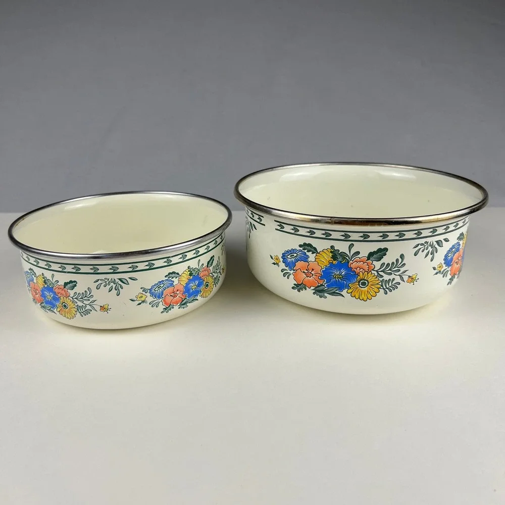 VTG Bowls M. Kamenstein Enamel Set of 2 Floral 1982 Kitchenware Grandamcore